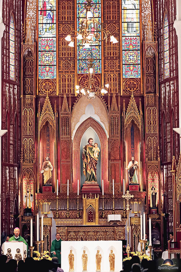 centered image